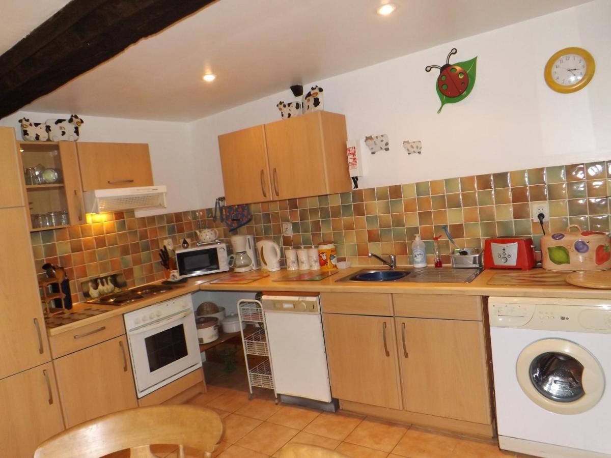 Beautiful 3-Bed Cottage In Passais-Villages Saint-Simeon  Экстерьер фото